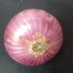 12 Wonder Benefits And Nutritional Facts Of Eating Onion (Allium cepa)