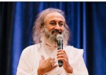 Sri Sri Ravi Shankar Biography, Early Life, Award and Controversy